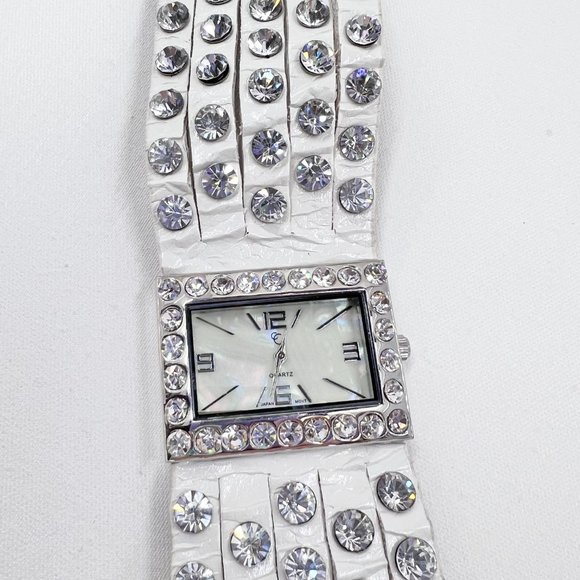 NWOT - Charming Charlie - White Faux Leather Jeweled Mother of Pearl Watch - Picture 2 of 6